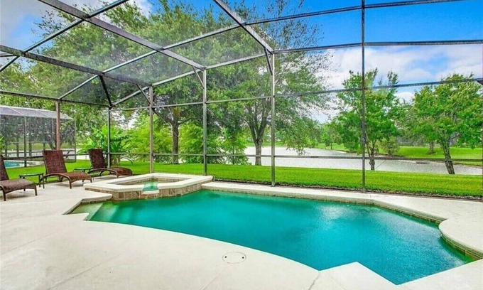 Calabria Casa | Luxury 5BR Waterfront Retreat w/ Pool, Hot Tub & Game Room Near Disney