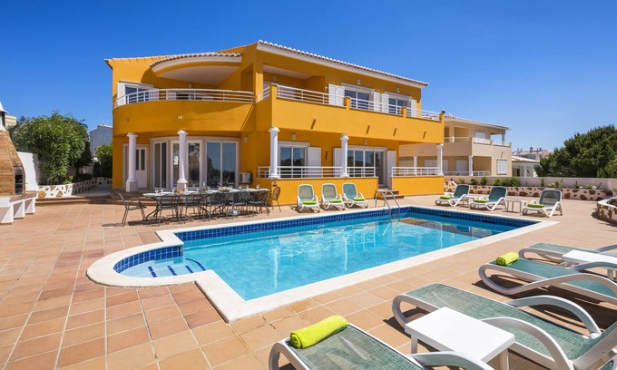 Praia da Luz Villa | Luxury 6 bedroom modern villa with private pool and stunning sea views