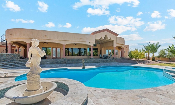 Pinnacle Peak Casa | 6BR Scottsdale Mansion on 2 Acres ~ Home Office, Hot Tub, Pickleball, Steam Room