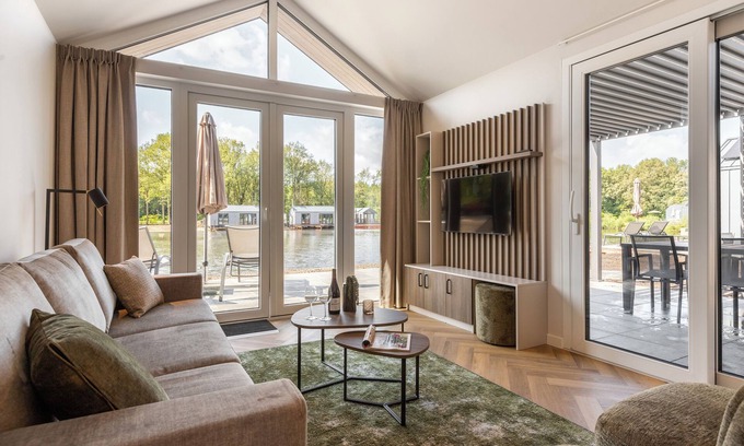 Sellingen Casa | Luxury 6-person bungalow in the holiday park Landal Landgoed Bourtange