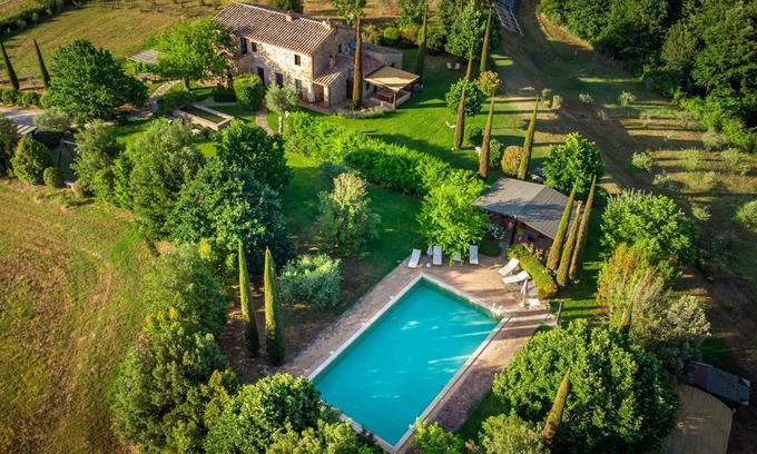 Citta della Pieve Casa | Nueva villa de lujo 6BD con vinos de piscina climatizada y clase de cocina