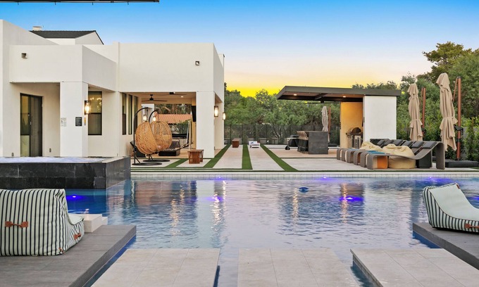 Central Scottsdale Casa | Luxury 6BR Villa w/Pickleball Court & Heated Spa!