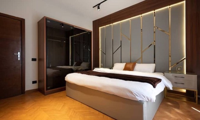 New Cairo Villa | Luxury 8 Master Bedroom Villa with Private Pool