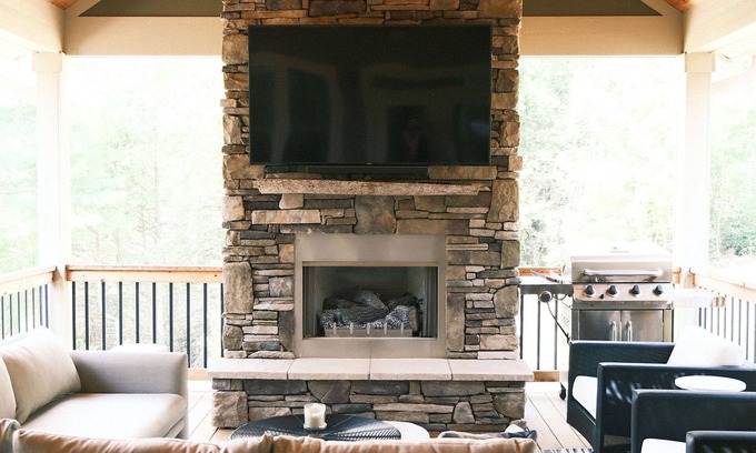 Weaverville Casa | Luxury 8acres professionally decorated, hot tub, outdoor kitchen 15min Asheville