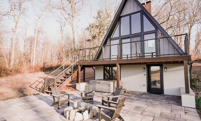 Birdsboro Cabina | Luxury A-frame with a view