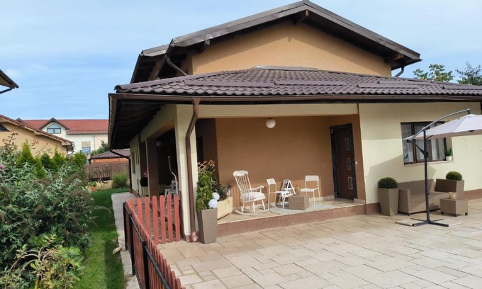 Cluj-Napoca Casa | Luxury Airport Retreat