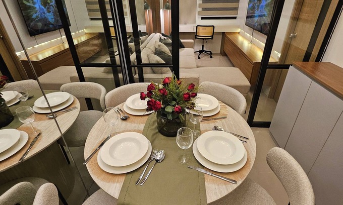 Paranaque Apartamento | Luxury Apartment @Bloom Residences near airport