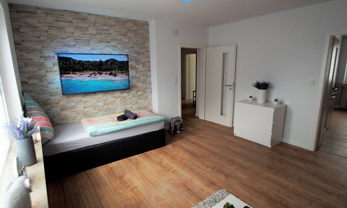 Bergisch Gladbach Casa | Apartamento de lujo BGL-12 cerca de la ciudad de Colonia / feria