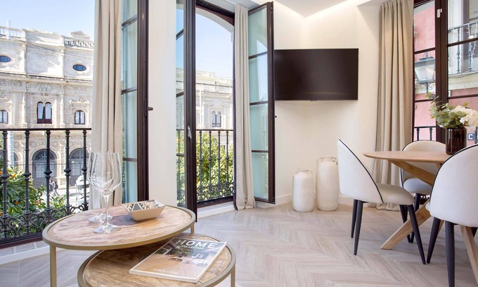Historical Center Apartamento | Luxury apartment in Sevilla center. Chicarreros