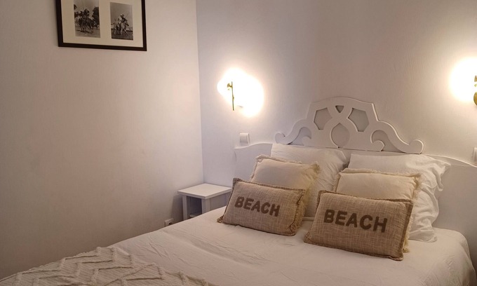 Tourgeville Apartamento | Luxury apartment in the golf resort of Deauville