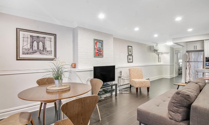 Crown Heights Apartamento | Apartamento de lujo, cerca del metro, perfecto para trabajar o jugar.