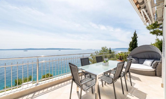 Businci Apartamento | LUXURY APARTMENT NEXT TO THE SEA
