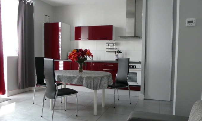 La Marne Apartamento | APARTAMENTO DE LUJO, BIEN LUGAR, Wifi ... L. lavandería, lavaplatos