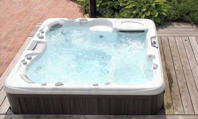 Le Val Apartamento | Luxury apartment with jacuzzi.