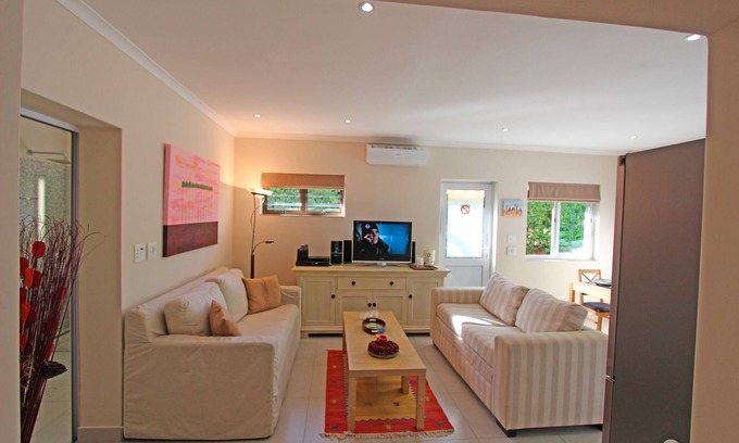Somerset West Apartamento | Apartamento de lujo en alquiler, totalmente amueblado, ubicado en una zona residencial ....