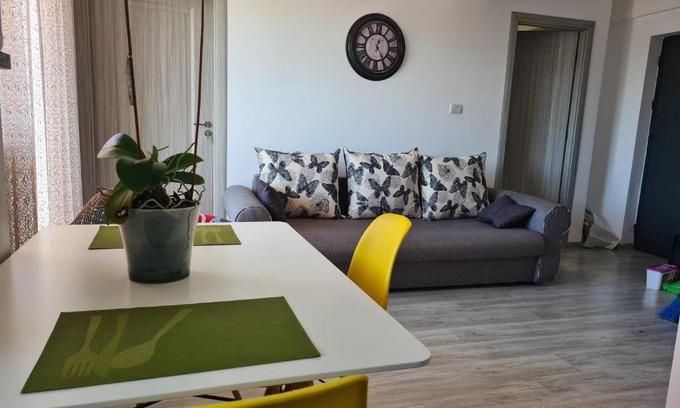 Bacau Apartamento | Luxury Apartments Mall V