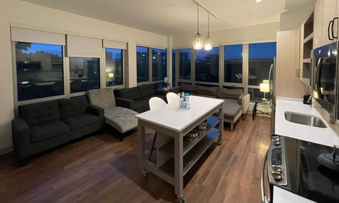 Central Village Apartamento | luxury apt by the lake Boston