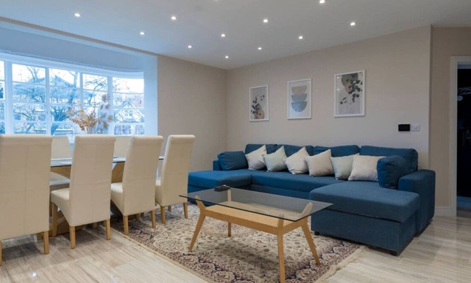 Brondesbury Park Apartamento | Luxury Apt w Underfloor Heating & Large Smart TV