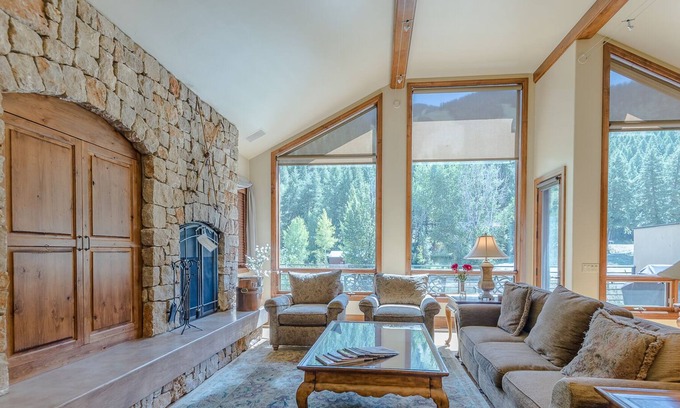 Warm Springs Casa | Luxury at the Base of Bald Mt - Walk to Lifts!