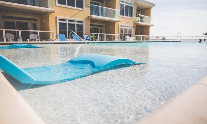 Dewey Beach Condominio | Condominio de lujo frente a la bahía, a 1 cuadra de la playa, acceso a la piscina sin salida, a estrenar