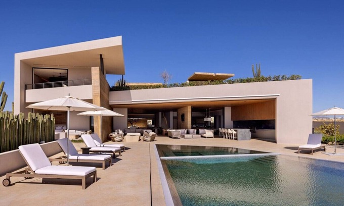 Los Cabos Casa | Luxury Beach Estate Oasis in Diamante – Sleeps 20