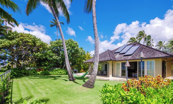 'Aina Haina Casa | Luxury Beach Estate w/ Pool & Private Sandy Stretch Overlooking Maunalua Bay