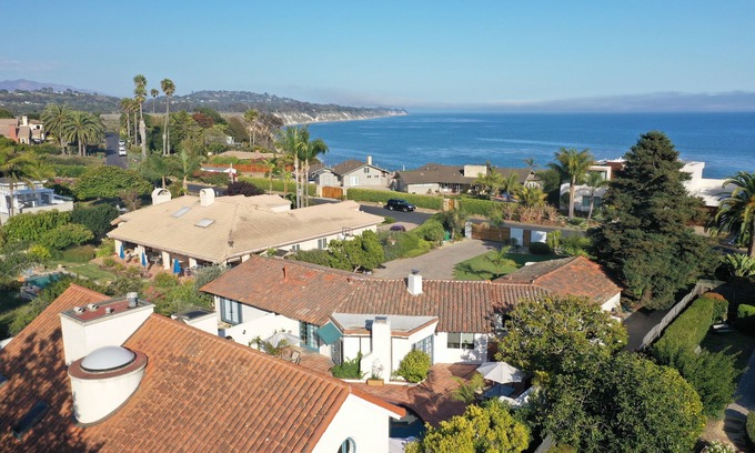 Santa Barbara Casa | Luxury Beach Mediterranean Villa, Pool/Spa, 6 Bed / 6 Bath, Private Beach Access