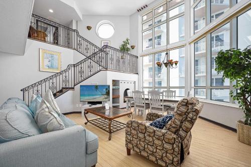 Brush - Stewarts Casa | Luxury Beach Penthouse Villa Ocean Walk Resort