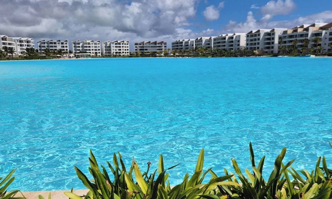 Punta Cana Apartamento | Luxury Beach Penthouse Jacuzzi & Lagoon View
