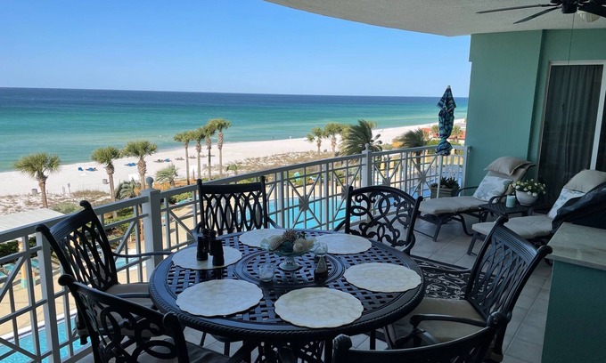 Silver Sands Beach Condominio | Condominio de lujo frente al mar