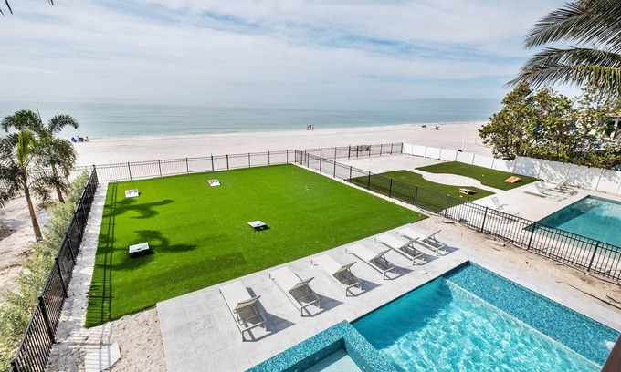 Bradenton Beach Casa | Beachfront Paradise - Ocho Habitaciones Casa, Capacidad 18