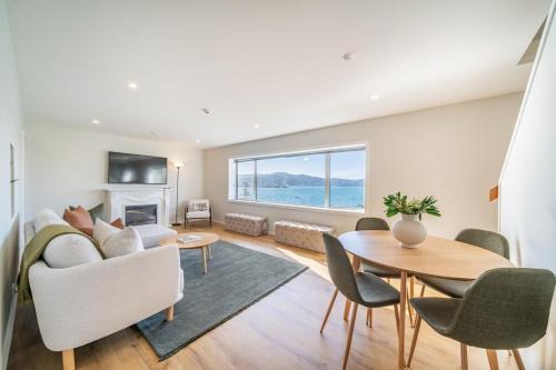 Oriental Bay Apartamento | Luxury Beachfront Apartment