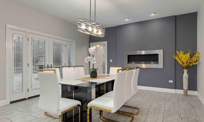 Fox Valley Casa | Luxury Bliss: Opulent 5BR/3.5BA Delightful Escape