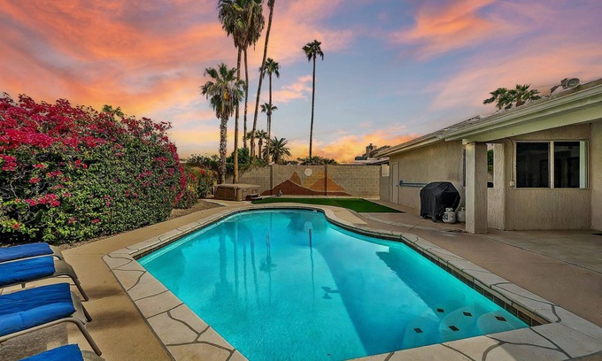 Raskin Estates Casa | Mins to Kierland / Scottsdale Qtr & Golf Courses! Piscina climatizada, bañera de hidromasaje, mesa de billar