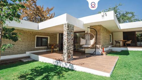 Cajititlan Casa | Luxury Bungalow Lake view Cajititlan
