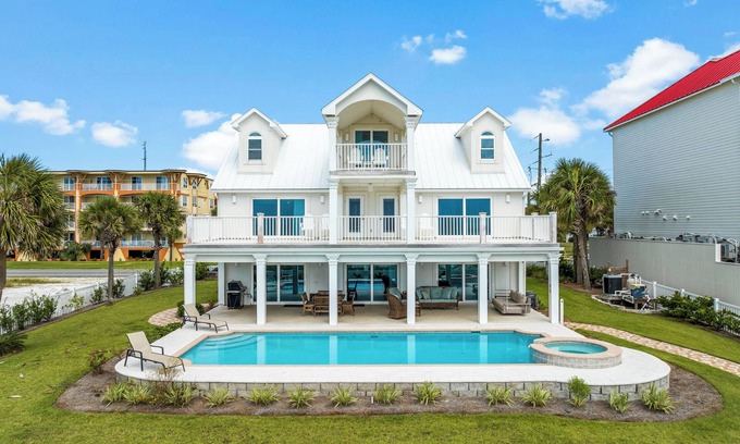 Port St. Joe Casa | Luxury By the Sea: Gorgeous Beachfront Home, Private Pool, Amazing Views
