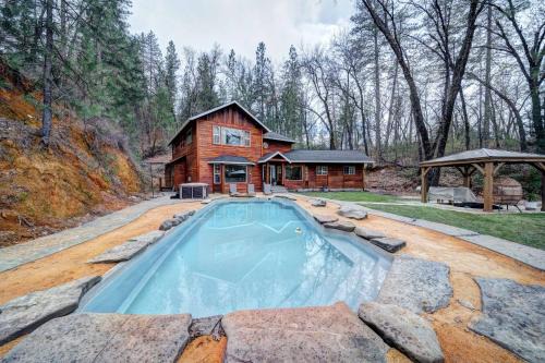 Lakehead Casa | Luxury Cabin at Lakehead