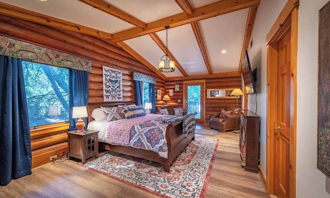 Nipomo Casa | Luxury Cabin in the Woods, near 3 Golf Courses.