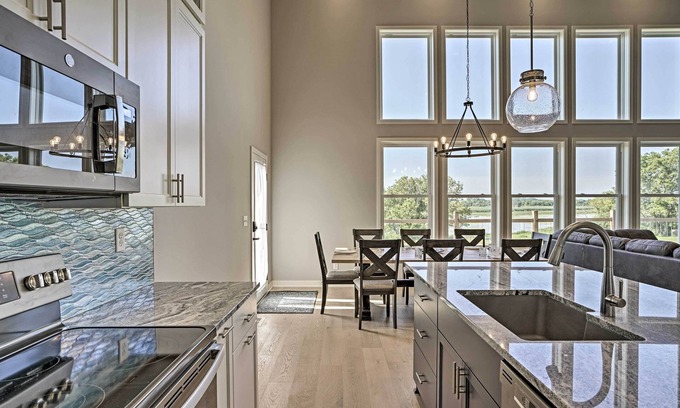 Morristown Casa | Luxury Cannon Lake Home w/ Private Pool & Views