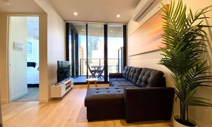 Adelaide Central Business District Apartamento | Luxury CBD Beach Vibes-Queen Bed-Gym-BBQ