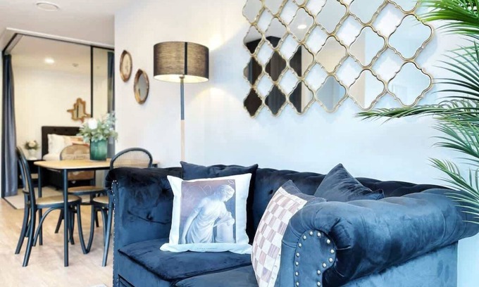 Newton Apartamento | Luxury Central Parkside Living vs Aircon Pool Gym