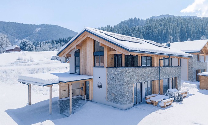 Sankt Lambrecht Casa | Luxury chalet Alpenglück with sauna at ski slope
