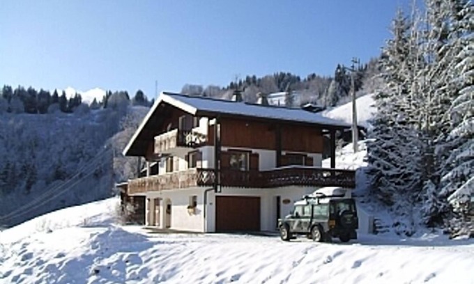 Les Gets Chalet De Esquí | Chalet de lujo para 12 personas, con una ubicación impresionante sobre el pueblo de Les Get