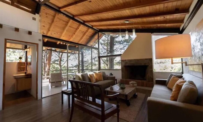 Otumba Chalet De Esquí | Luxury Chalet LH in the Woods @Valle de Bravo 1