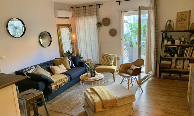 Mazarin Quarter Apartamento | Encanto de lujo, terraza en el centro histórico del distrito de Mazarin con ascensor