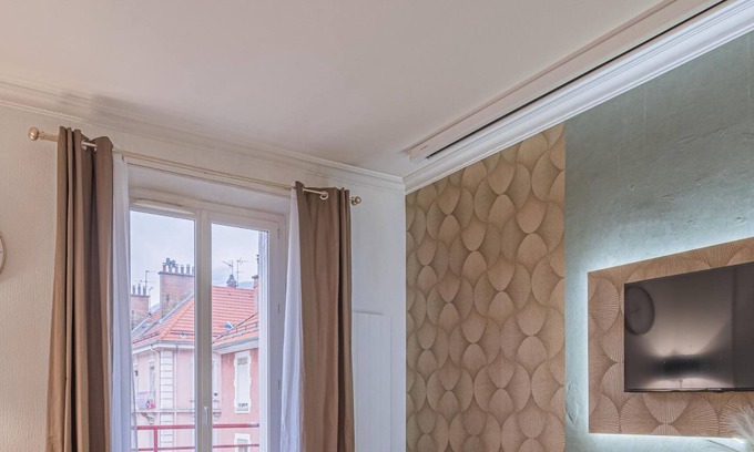 Quartier Chorier-Berriat Apartamento | Luxury Cinephile - Netflix - 2 Balcons - Garage - Mini bar de Luxe
