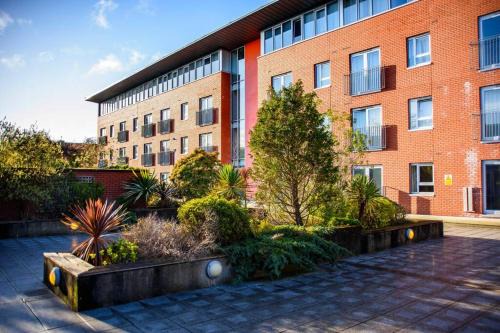 Queens Quarter Apartamento | Luxury City Apartment Underground Parking 5*