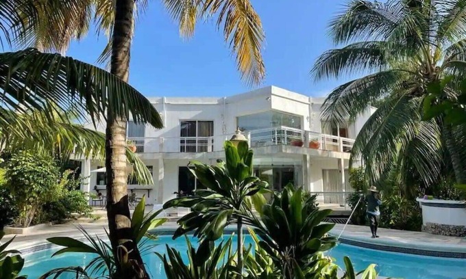 San Luis Casa | Cocoplum Bay · Amazing 6BR House At Rocky Cay San Andres Island