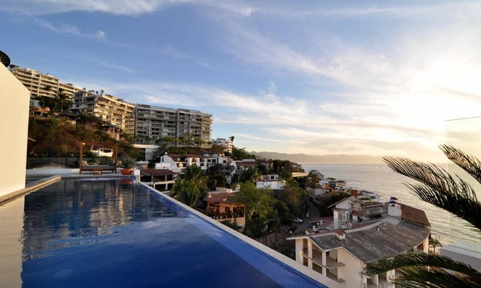 Amapas Condominio | Condominio de Lujo / increíble sexto piso vue / Amapas 353 1 BR Puerto Vallarta Zona Romántica