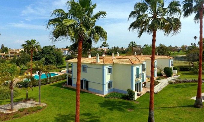 Estombar Apartamento | Luxury Condo at Pestana Gramacho Golf Resort Carvoeiro with pool and tennis court